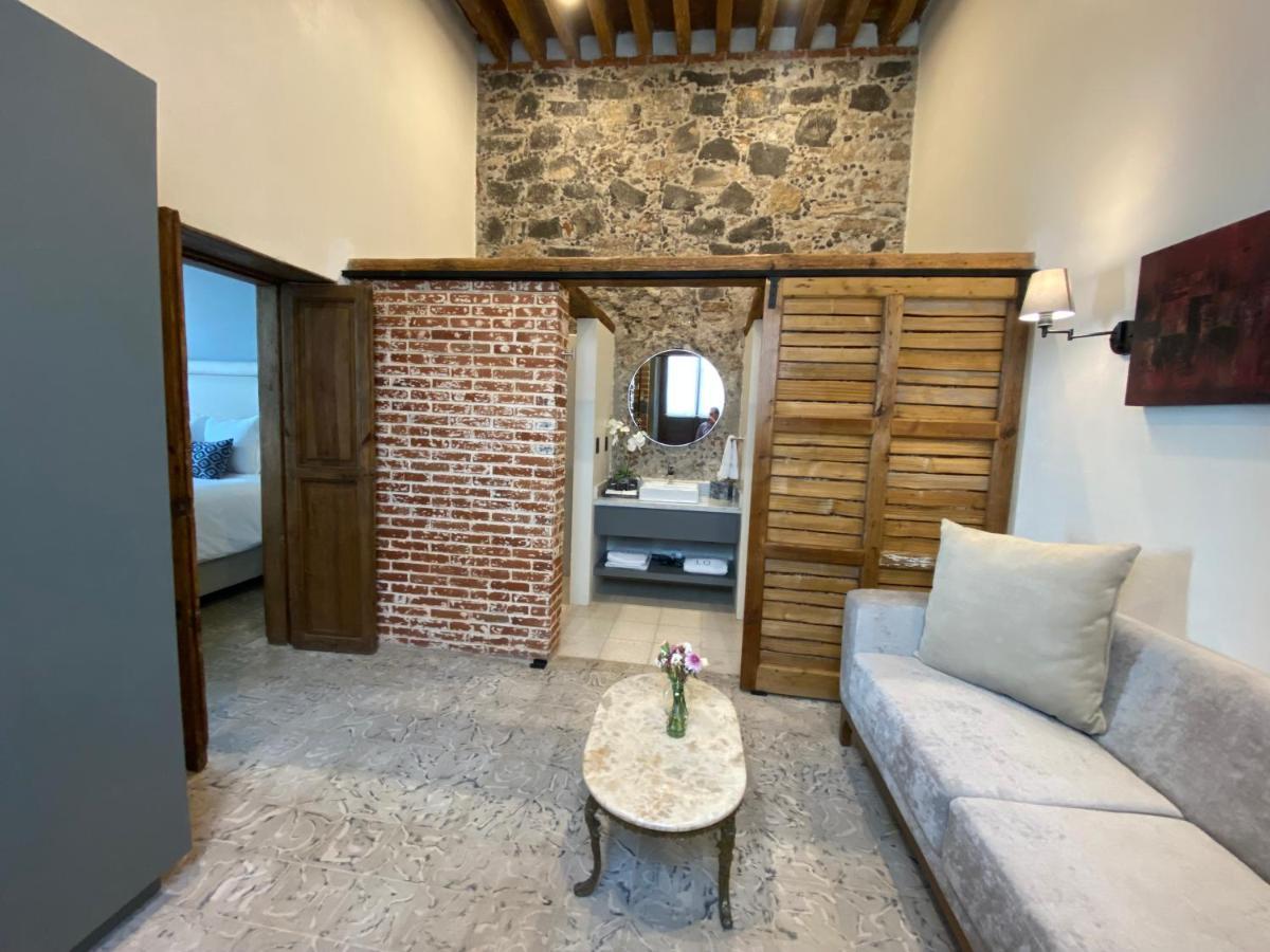 פואבלה Milo Collection Hotel מראה חיצוני תמונה