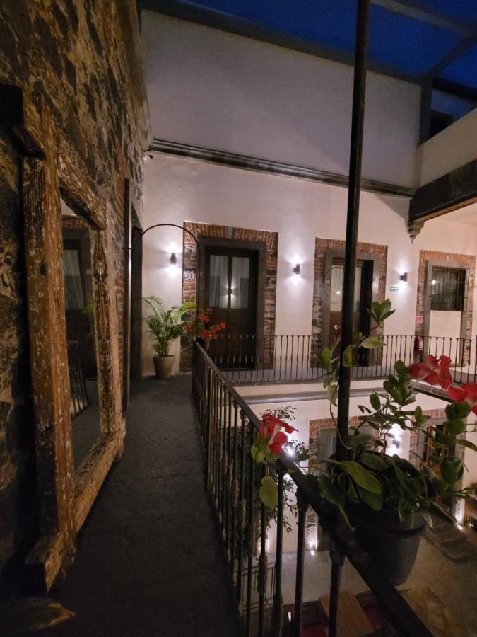 פואבלה Milo Collection Hotel מראה חיצוני תמונה