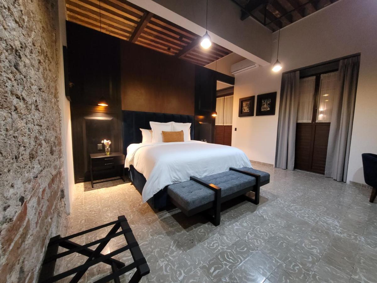 פואבלה Milo Collection Hotel מראה חיצוני תמונה