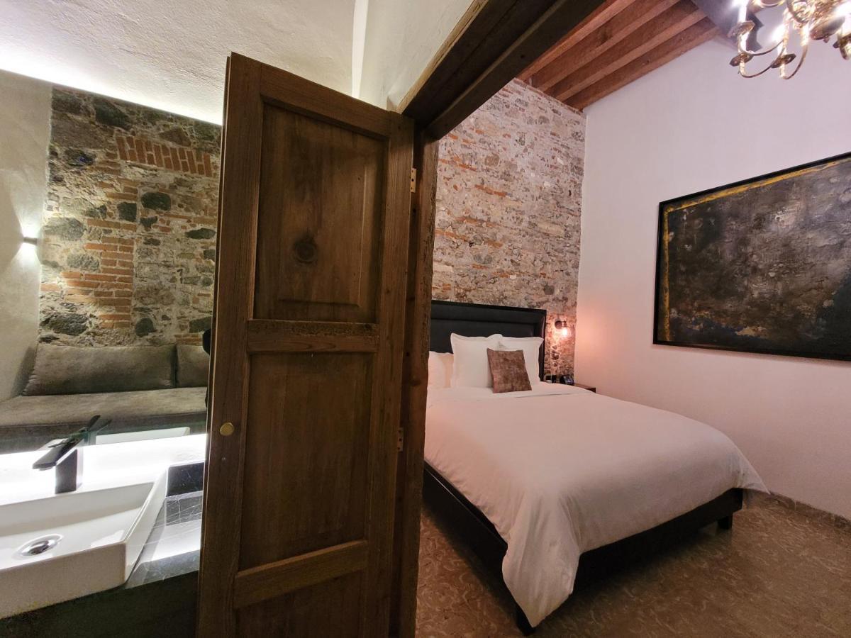 פואבלה Milo Collection Hotel מראה חיצוני תמונה