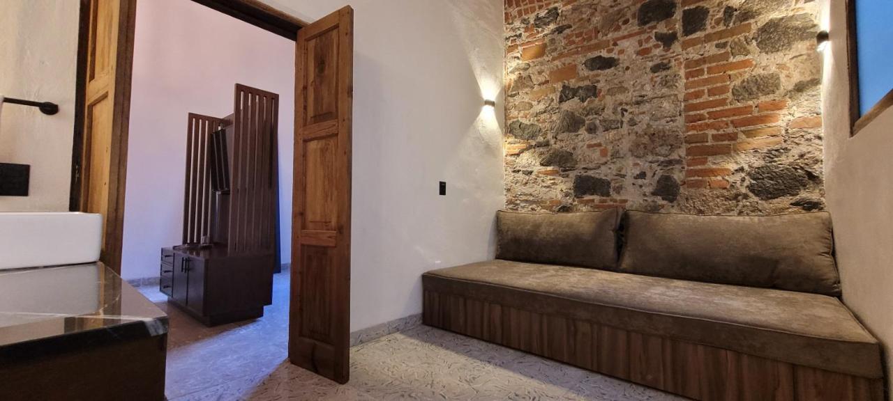 פואבלה Milo Collection Hotel מראה חיצוני תמונה