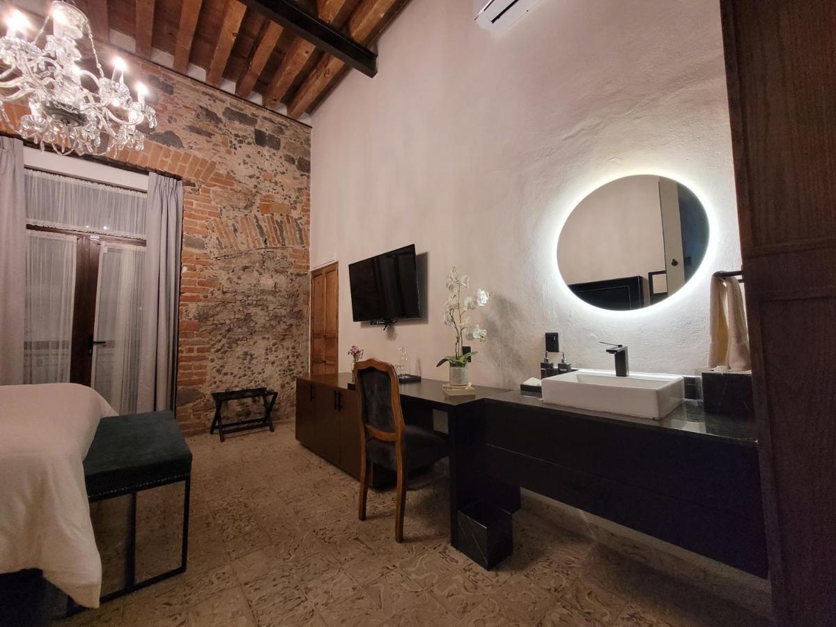 פואבלה Milo Collection Hotel מראה חיצוני תמונה